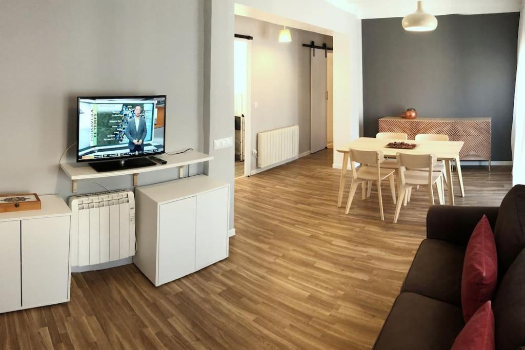 El Balco Del Bastareny Renovado 6p Appartamento *